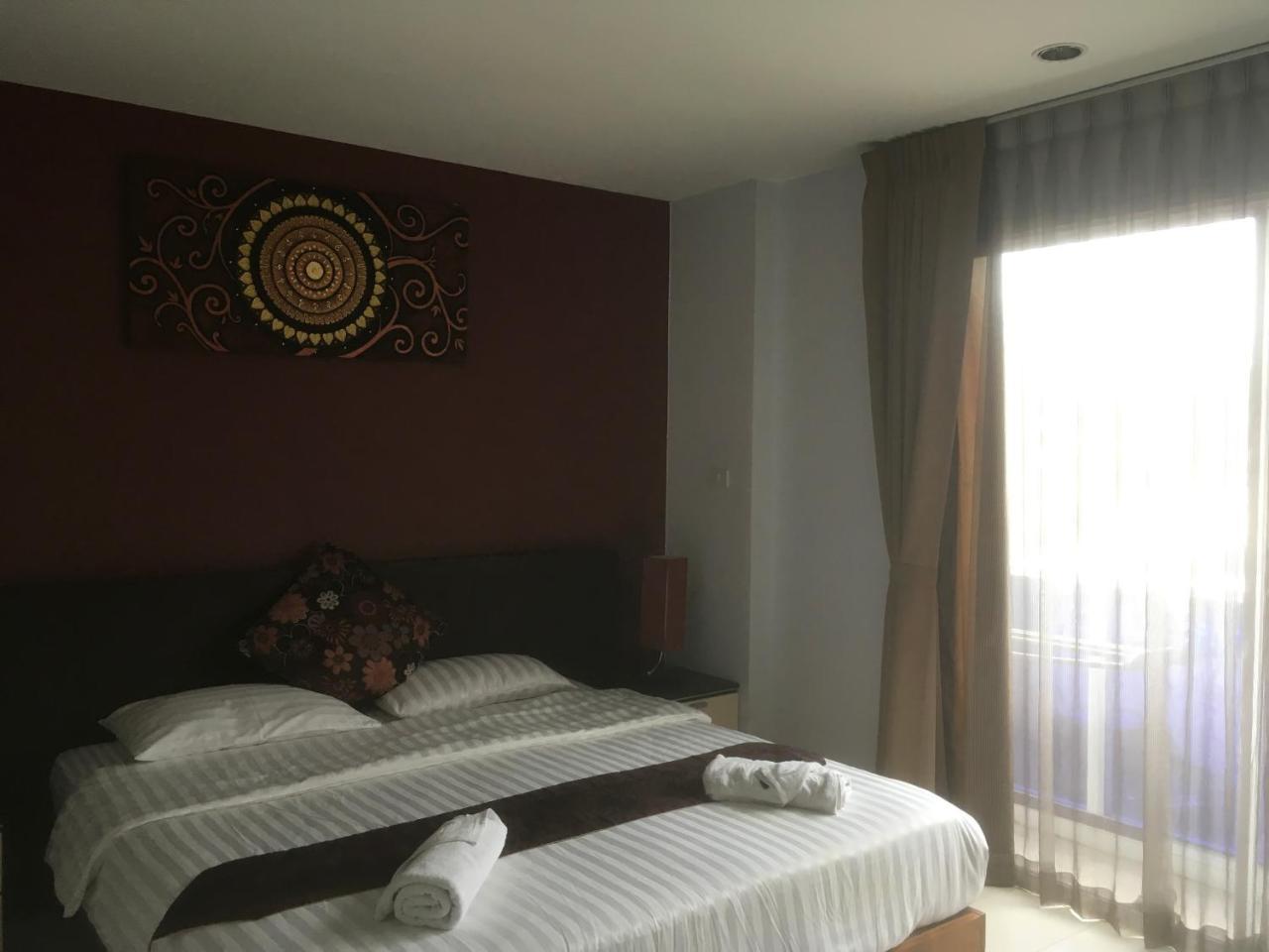 Rama Kata Beach Hotel Eksteriør bilde
