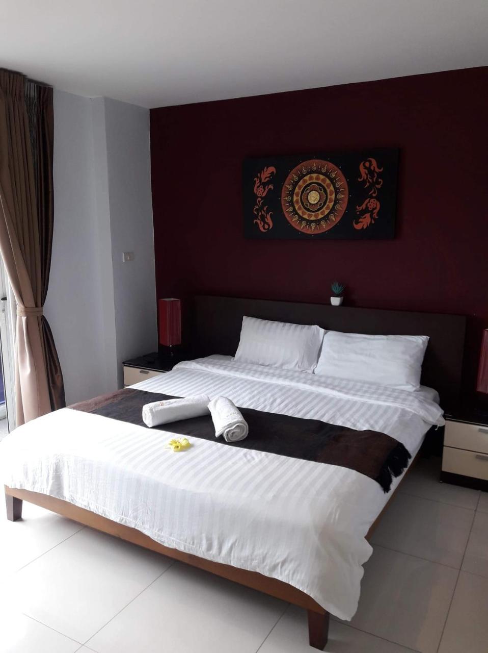 Rama Kata Beach Hotel Eksteriør bilde