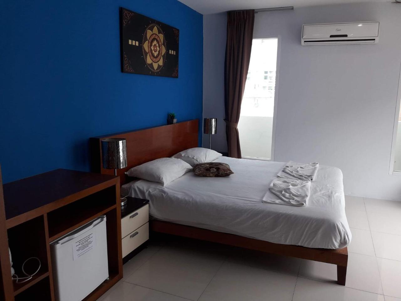 Rama Kata Beach Hotel Eksteriør bilde