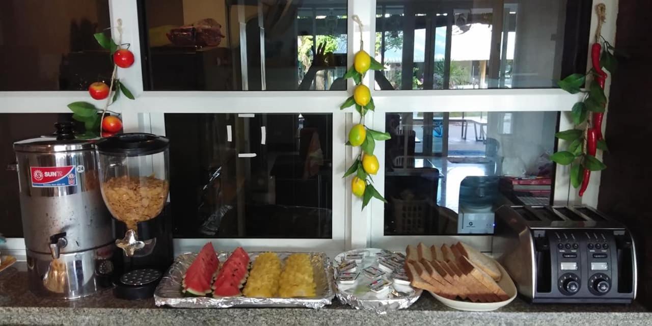 Rama Kata Beach Hotel Eksteriør bilde